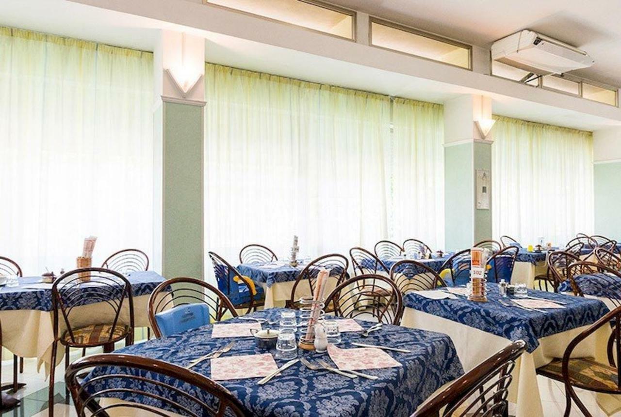Hotel Milord Cesenatico Exteriér fotografie