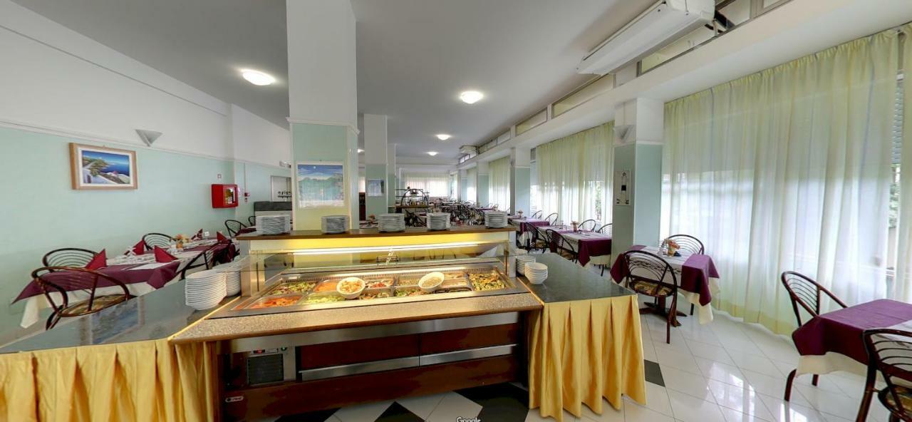 Hotel Milord Cesenatico Exteriér fotografie